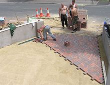 Wikepdia on Pavers