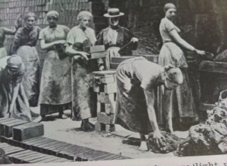 Brickmaking 1902 in Worcestershire